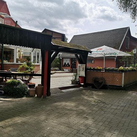Uschi'S Gasthof Neuendorf  Luaran gambar