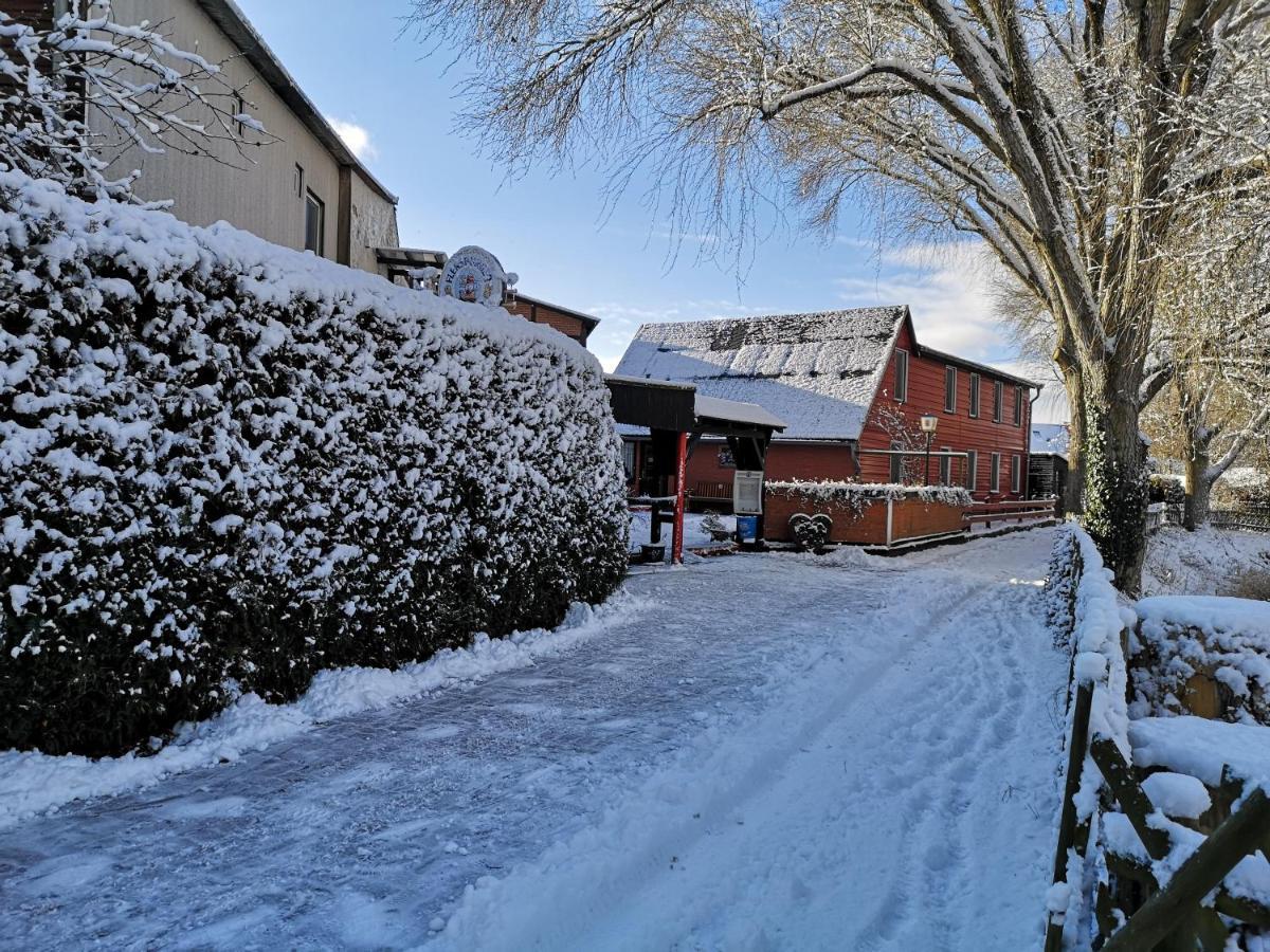 Uschi'S Gasthof Neuendorf  Luaran gambar