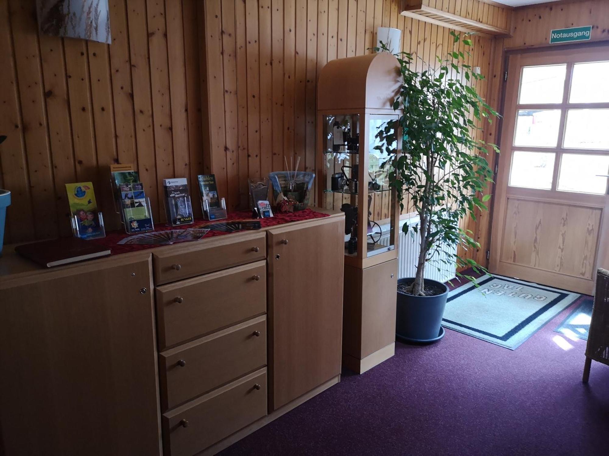 Uschi'S Gasthof Neuendorf  Luaran gambar