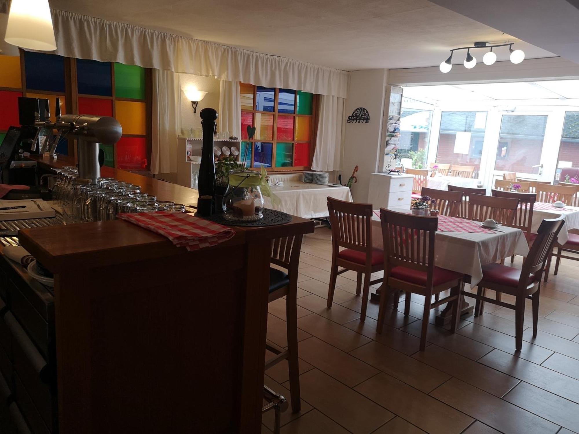 Uschi'S Gasthof Neuendorf  Luaran gambar